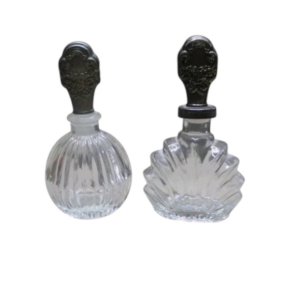Vintage Glass Perfume Bottle Lot Of 2 Perfume Bottle With Silver Toned Stopper - Picture 1 of 4